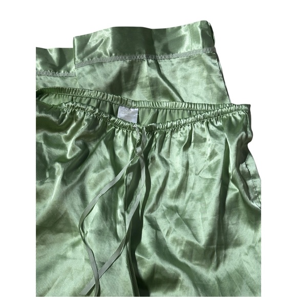 VINTAGE Secret Treasures Green Pajama Set - Picture 4 of 7